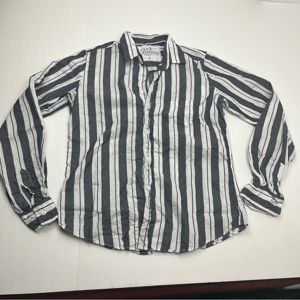 Frank & Eileen Barry Tailored Button-Up Shirt Women SZ XS White Grey Gray Stripe